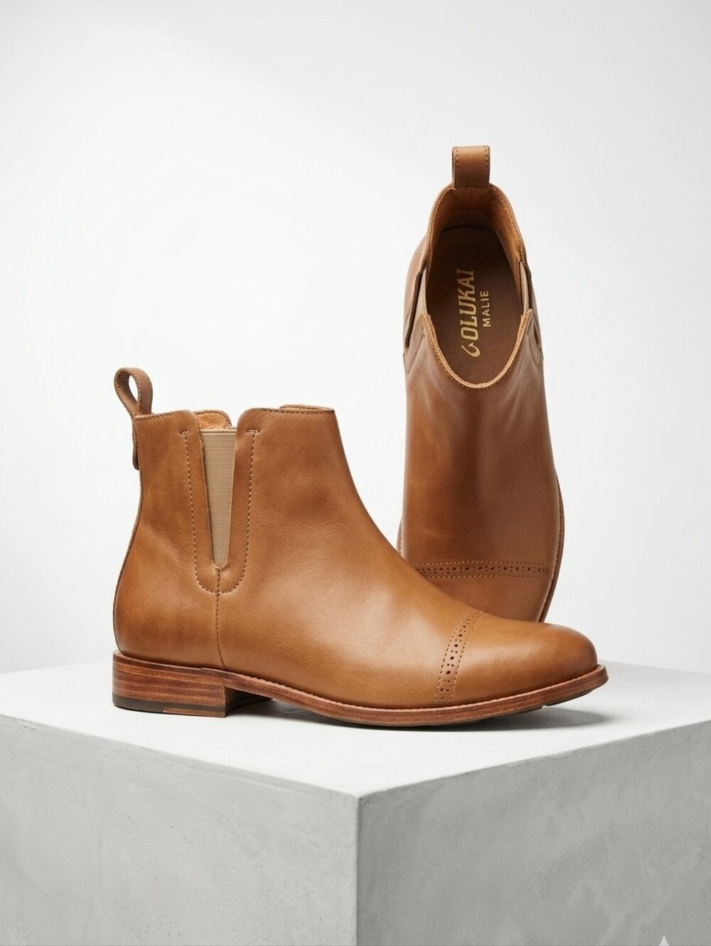 OLUKAI Malie Leather Ankle Boots